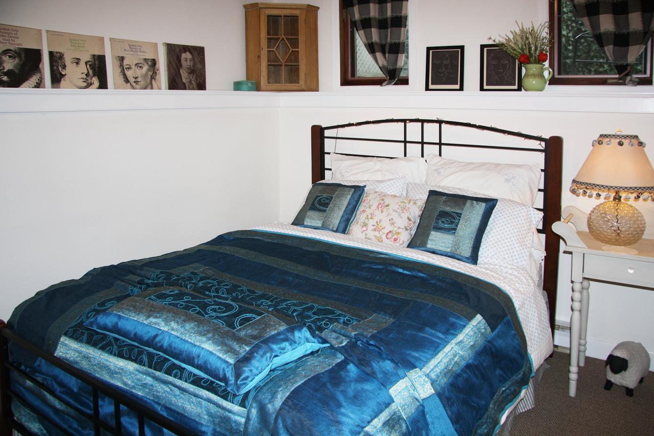 2 Moon Cottage Niagara-on-the-Lake Екстериор снимка